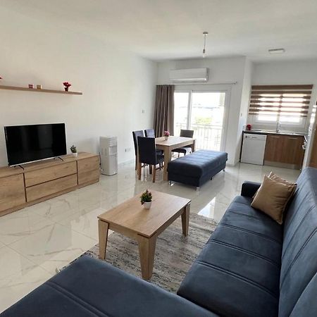 Tetris Apartment Spacious Comfortable Nicosia Ngoại thất bức ảnh