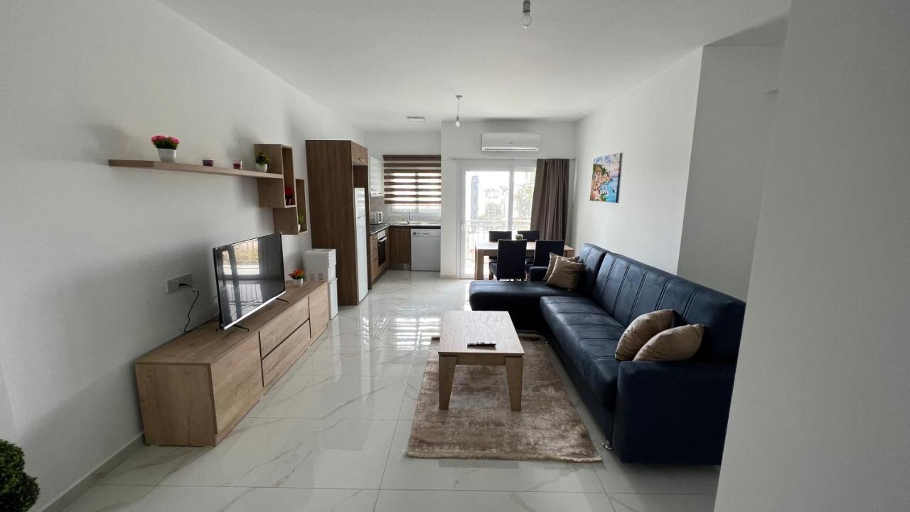 Tetris Apartment Spacious Comfortable Nicosia Ngoại thất bức ảnh