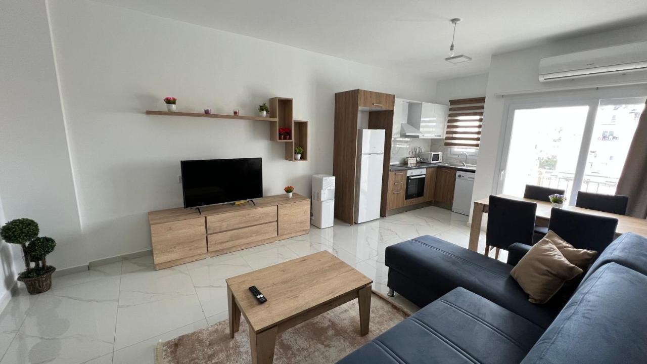 Tetris Apartment Spacious Comfortable Nicosia Ngoại thất bức ảnh