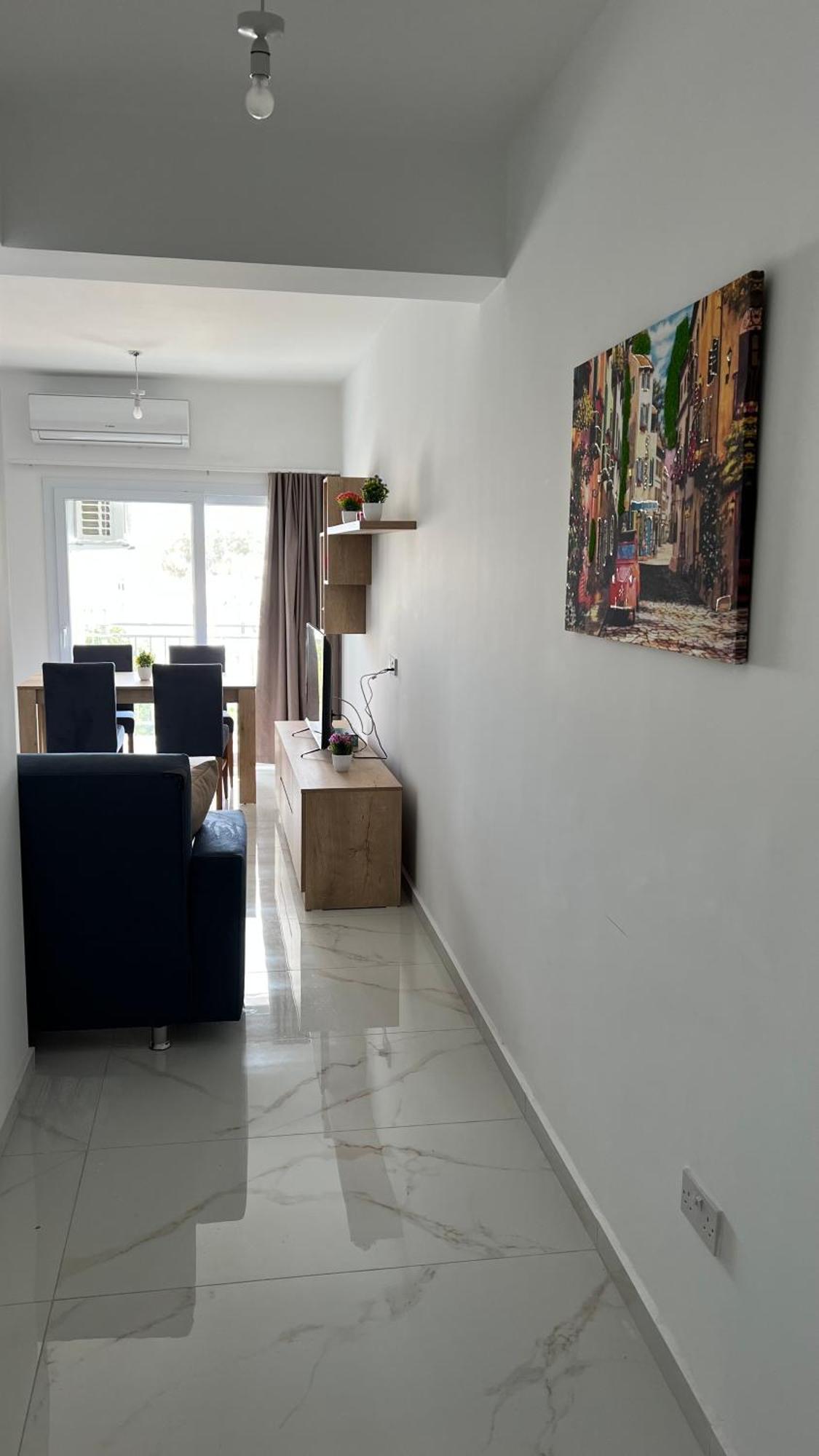 Tetris Apartment Spacious Comfortable Nicosia Phòng bức ảnh