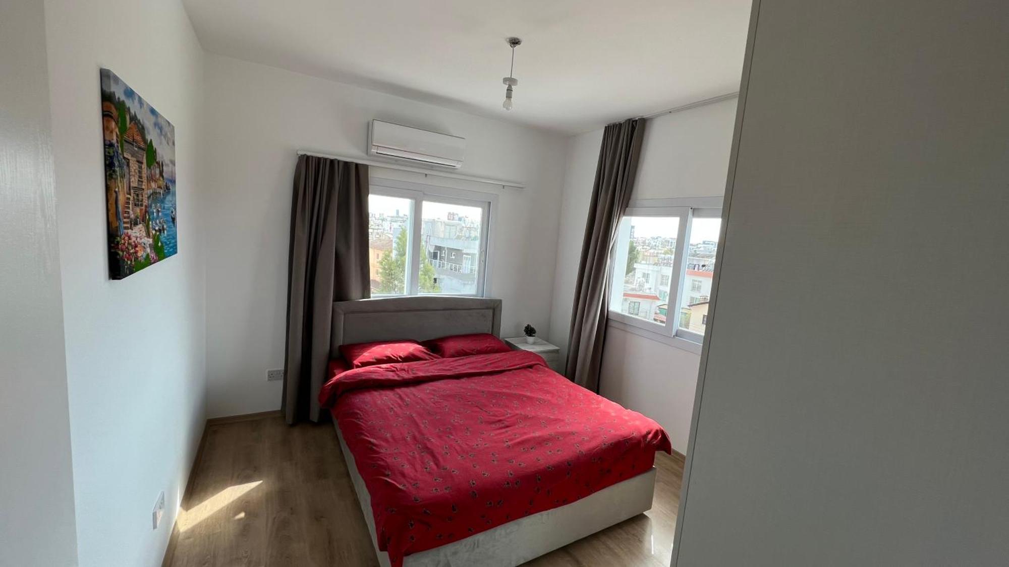 Tetris Apartment Spacious Comfortable Nicosia Phòng bức ảnh