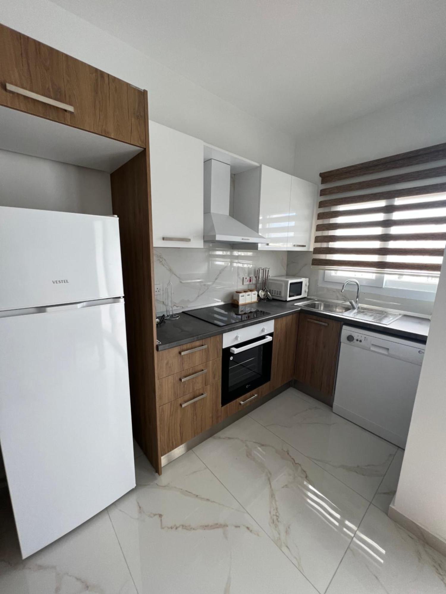 Tetris Apartment Spacious Comfortable Nicosia Phòng bức ảnh
