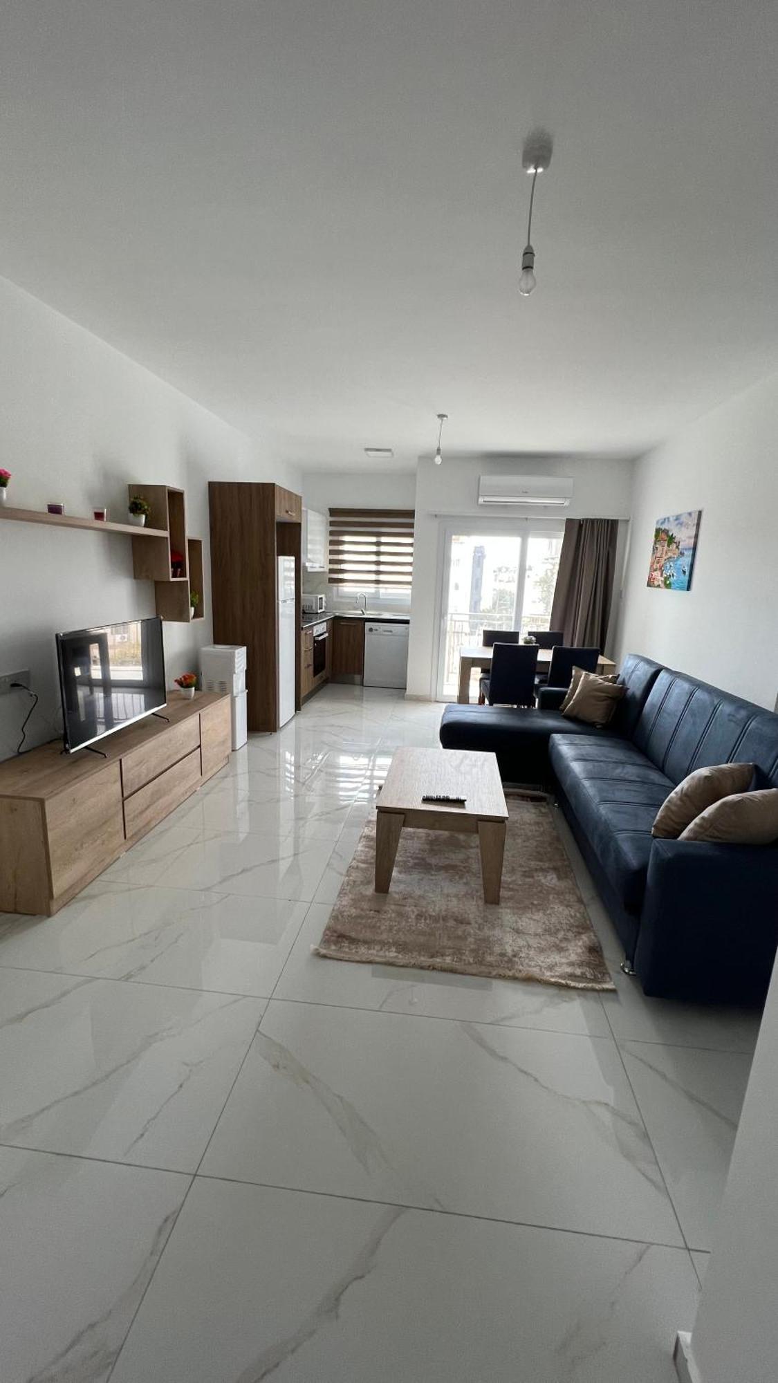 Tetris Apartment Spacious Comfortable Nicosia Phòng bức ảnh