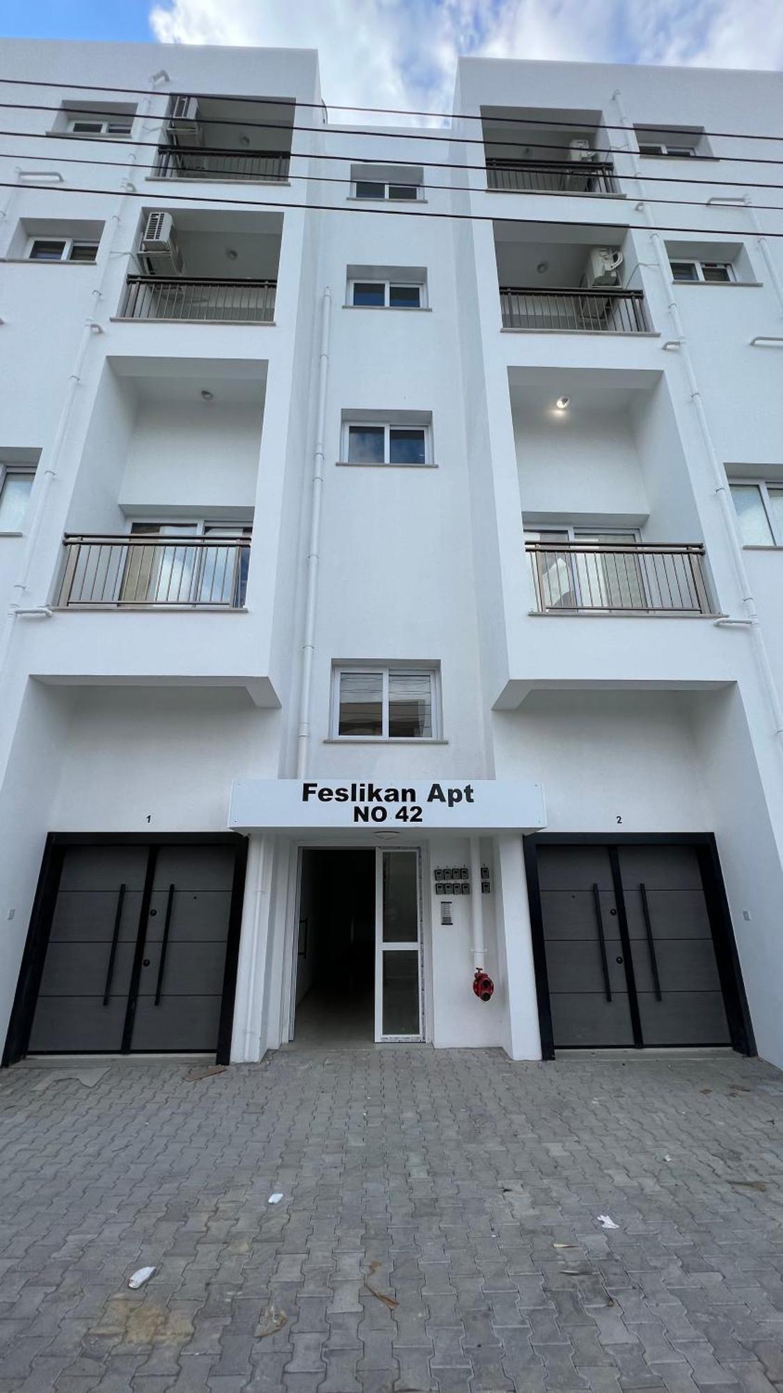 Tetris Apartment Spacious Comfortable Nicosia Phòng bức ảnh