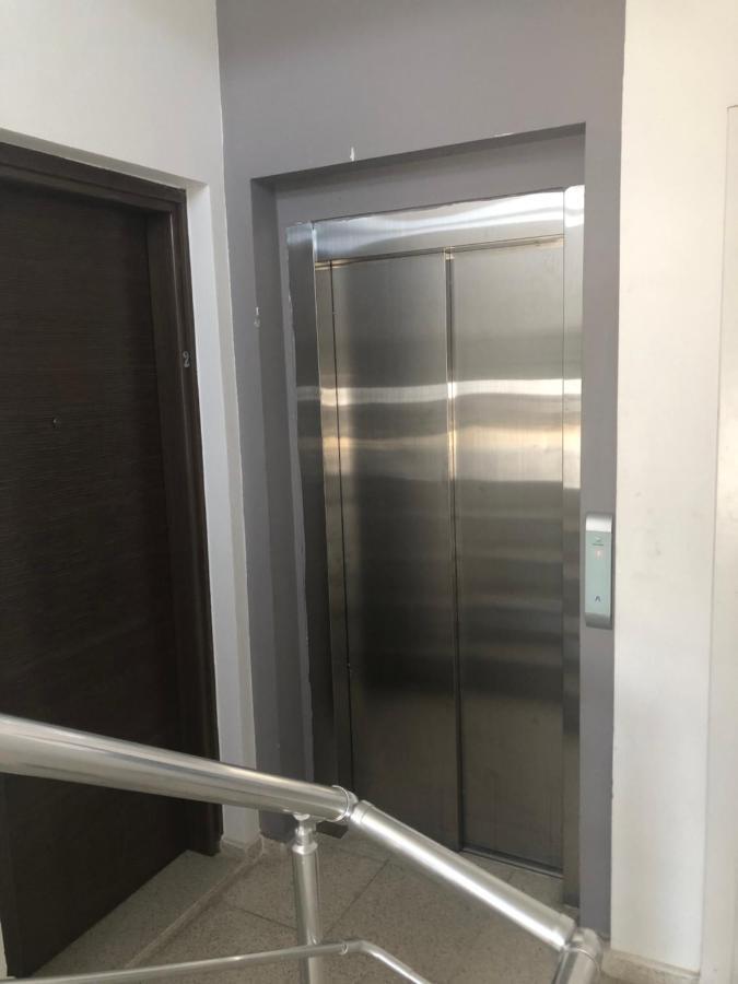 Tetris Apartment Spacious Comfortable Nicosia Ngoại thất bức ảnh
